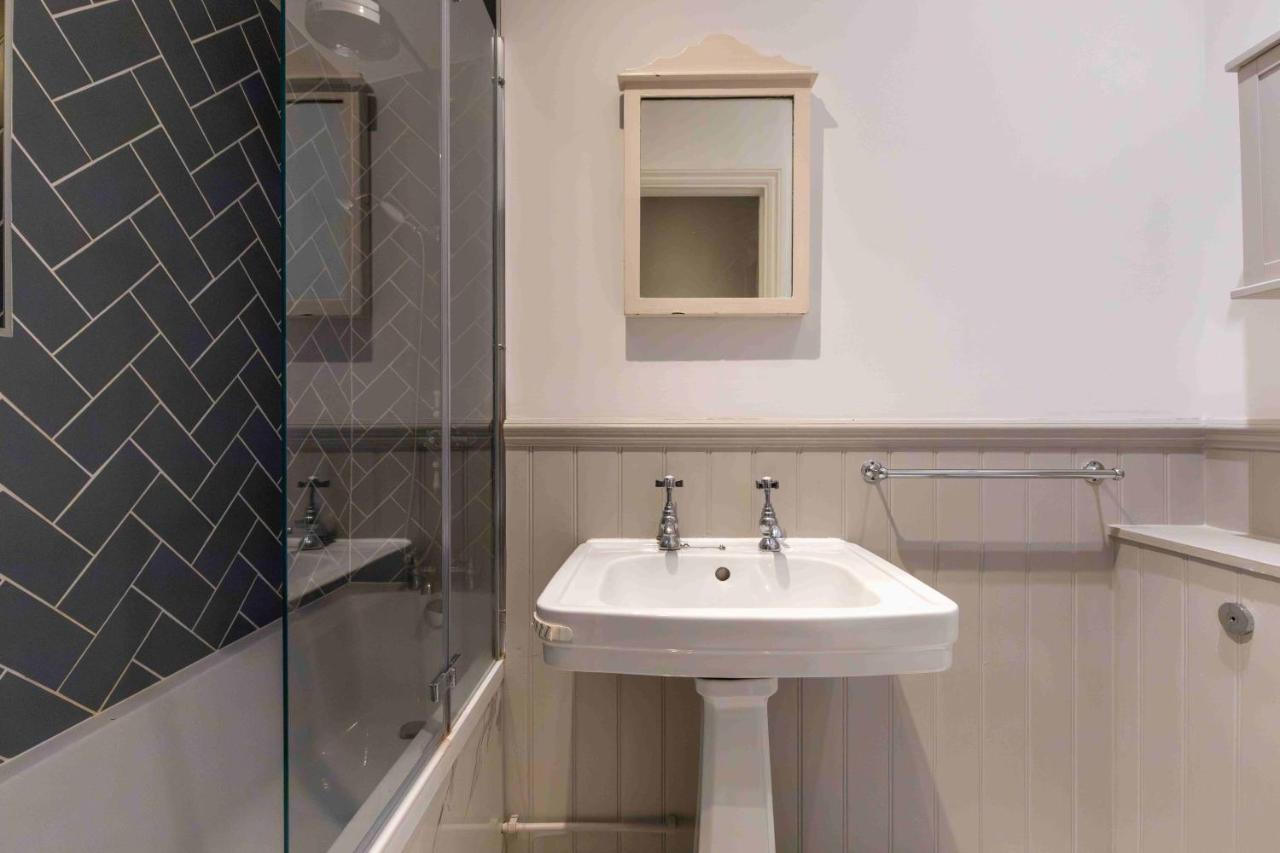 Vauxhall Shared House: Embassy Area Convenience Apartment London Exterior photo